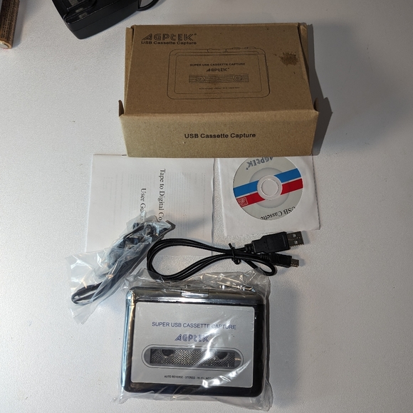 Super USB Cassette Capture by AGPtek Tape to PC with Box and Guide - Picture 4 of 5